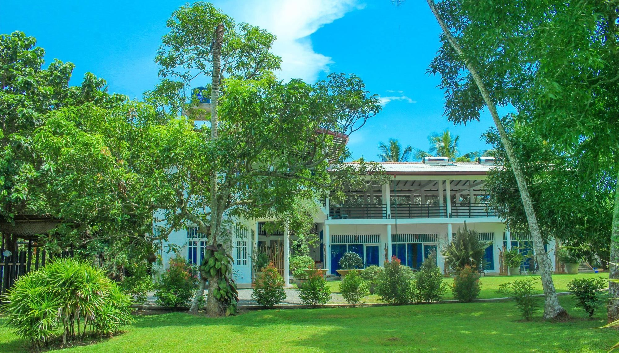 Villa Dewasiri Unawatuna Exterior photo
