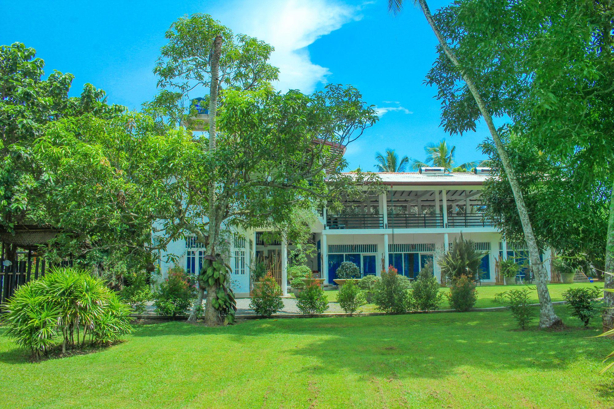 Villa Dewasiri Unawatuna Exterior photo